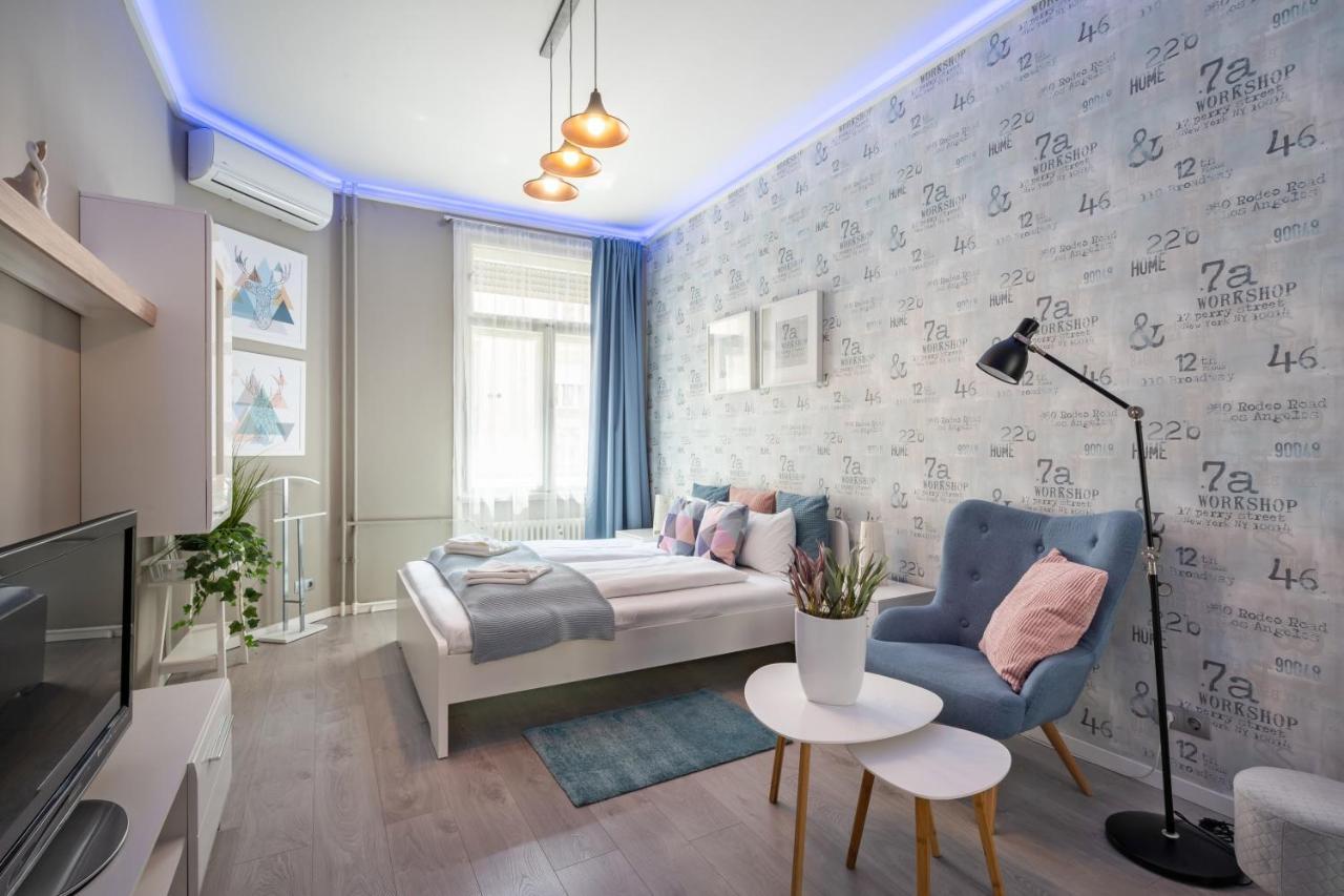 Bpr Chic Gem In The Heart Of The City Будапеща Екстериор снимка
