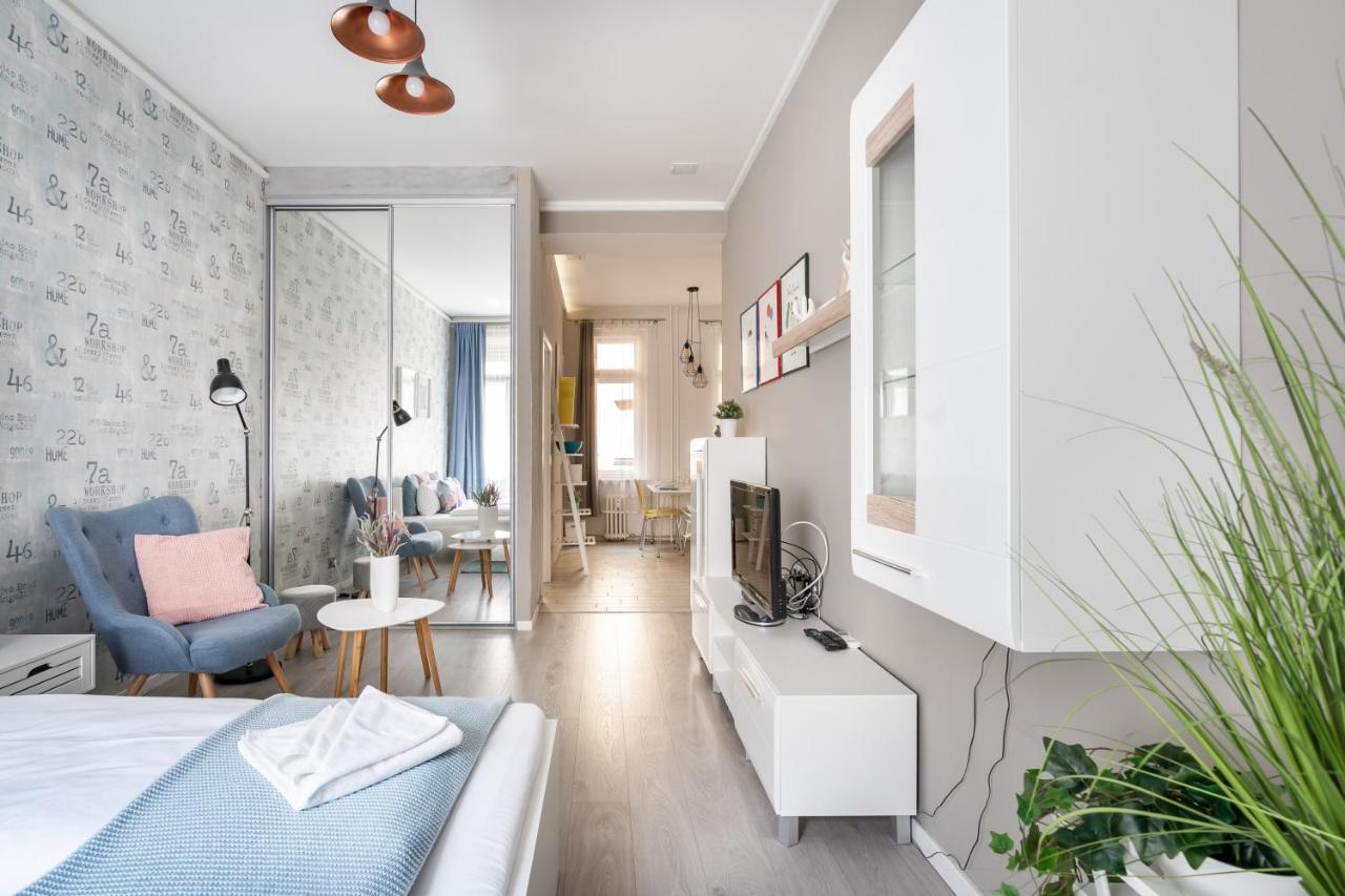 Bpr Chic Gem In The Heart Of The City Будапеща Екстериор снимка